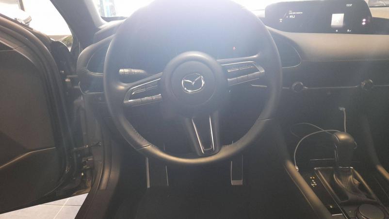 Vente en ligne Mazda Mazda 3  1.8L SKYACTIV-D 116 ch BVA6 au prix de 22 490 €