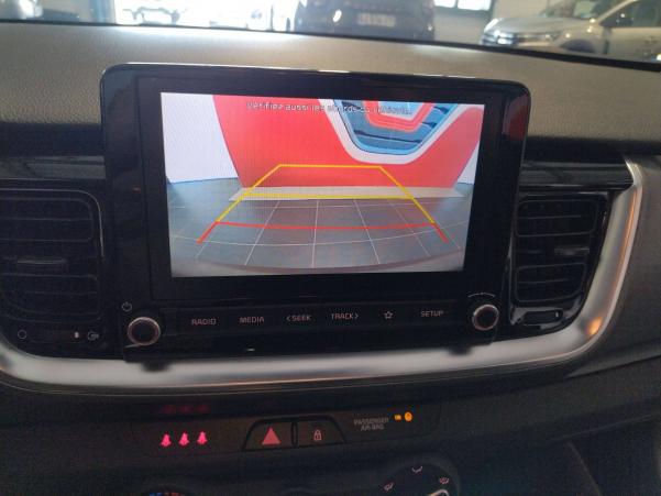 Vente en ligne Kia Stonic Stonic 1.0 T-GDi 100 ch DCT7 au prix de 19 990 €