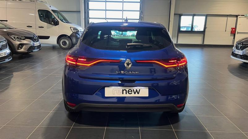 Vente en ligne Renault Megane 4  Blue dCi 115 EDC au prix de 28 500 €