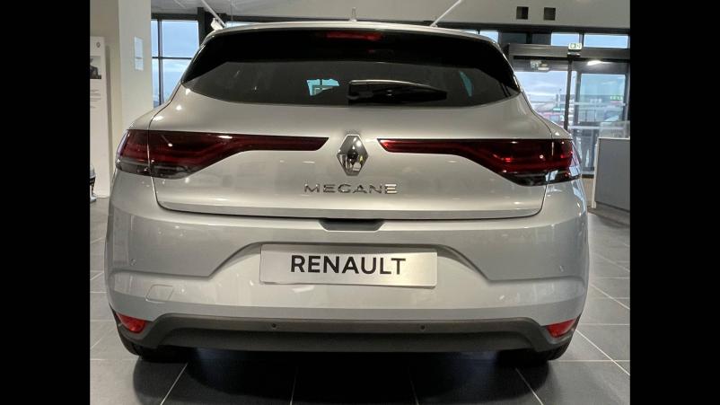 Vente en ligne Renault Megane 4  Blue dCi 115 EDC au prix de 27 500 €