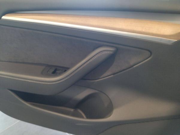 Vente en ligne Tesla Model 3  Autonomie Standard Plus RWD au prix de 39 990 €