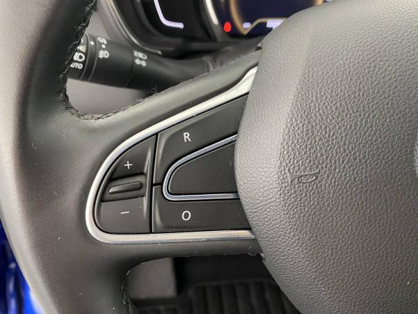 Vente en ligne Renault Kadjar  Blue dCi 115 EDC au prix de 24 390 €