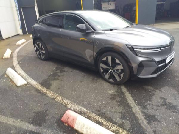 Vente en ligne Renault Megane E-Tech  EV60 220 ch optimum charge au prix de 39 990 €