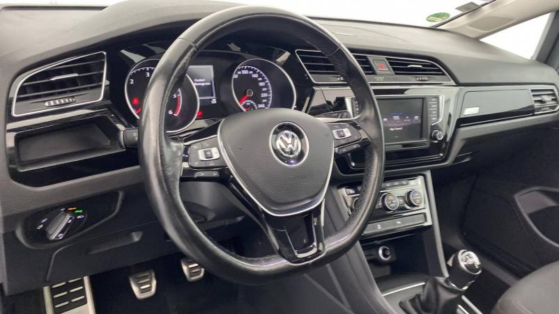 Vente en ligne Volkswagen Touran  2.0 TDI 150 BMT 7pl au prix de 26 490 €