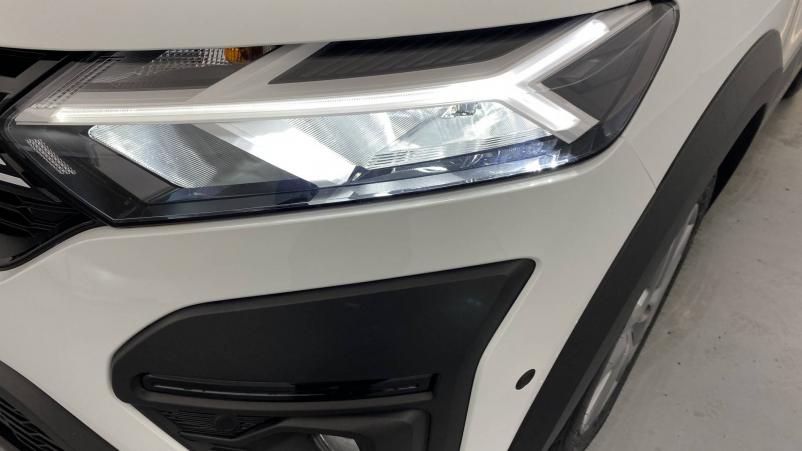 Vente en ligne Dacia Sandero  ECO-G 100 au prix de 16 990 €