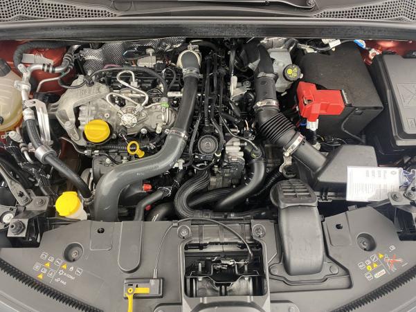 Vente en ligne Renault Captur  mild hybrid 160 EDC au prix de 25 790 €