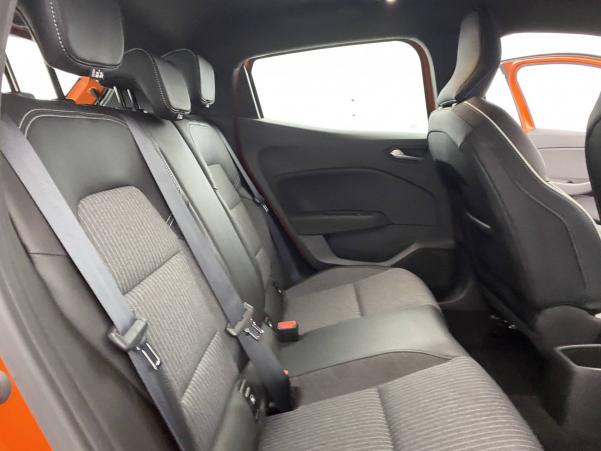 Vente en ligne Renault Clio 5 Clio TCe 90 - 21N au prix de 17 990 €