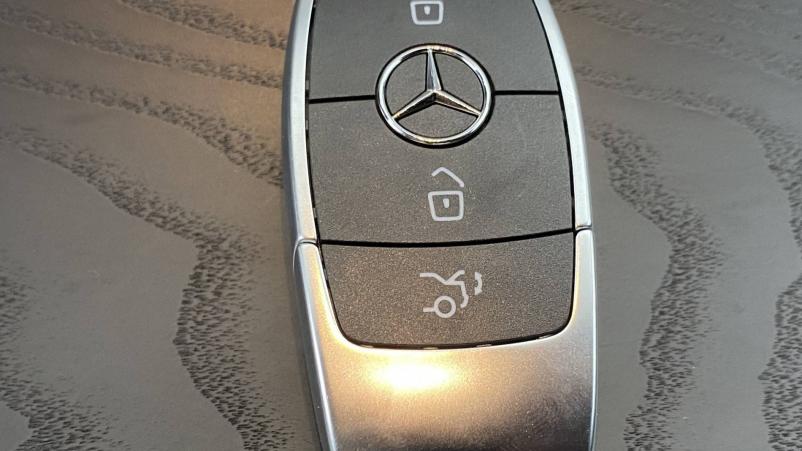 Vente en ligne Mercedes Classe C Break  220 d 9G-Tronic au prix de 37 990 €