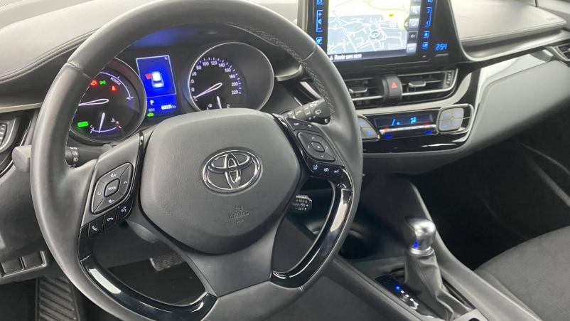 Vente en ligne Toyota C-HR C-HR Hybride 1.8L au prix de 21 990 €