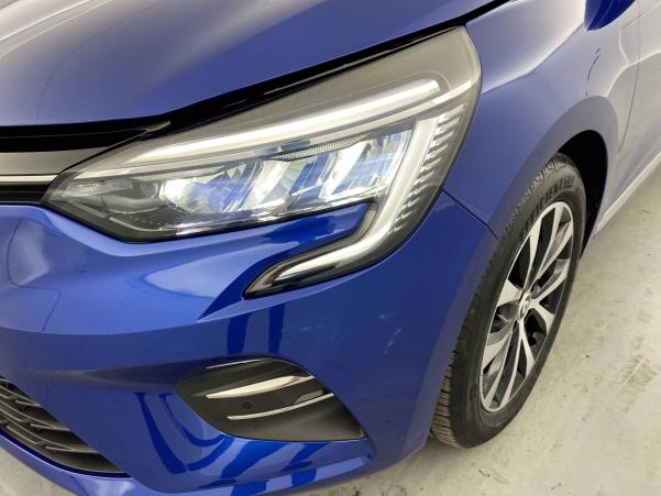 Vente en ligne Renault Clio 5 Clio TCe 90 - 21N au prix de 18 490 €