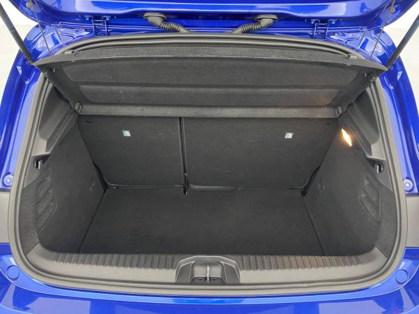 Vente en ligne Renault Clio 5 Clio TCe 90 - 21N au prix de 18 490 €