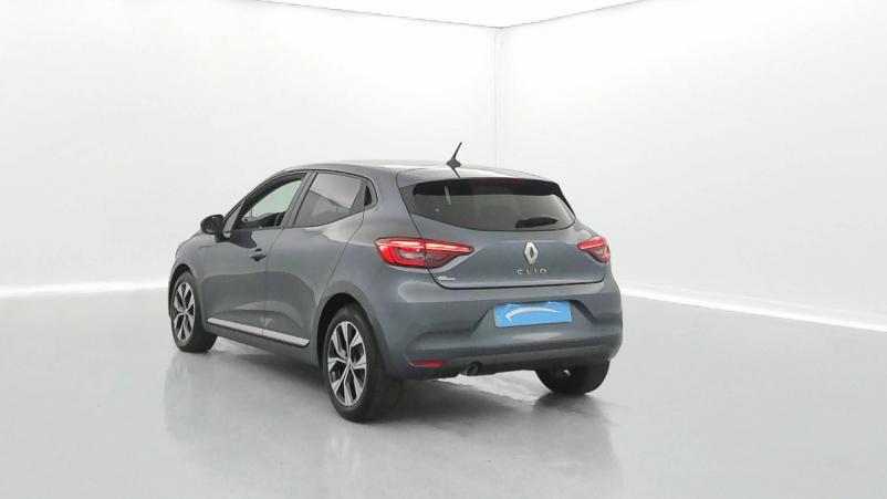 Vente en ligne Renault Clio 5 Clio Blue dCi 100 au prix de 19 990 €