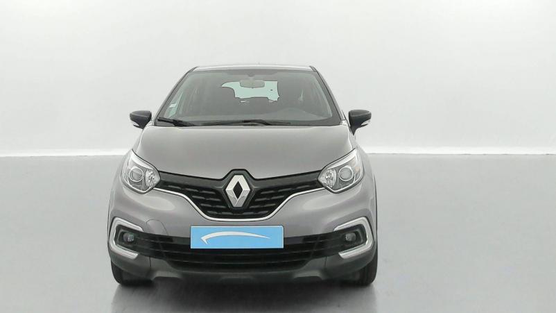 Vente en ligne Renault Captur Captur dCi 90 E6C au prix de 15 990 €