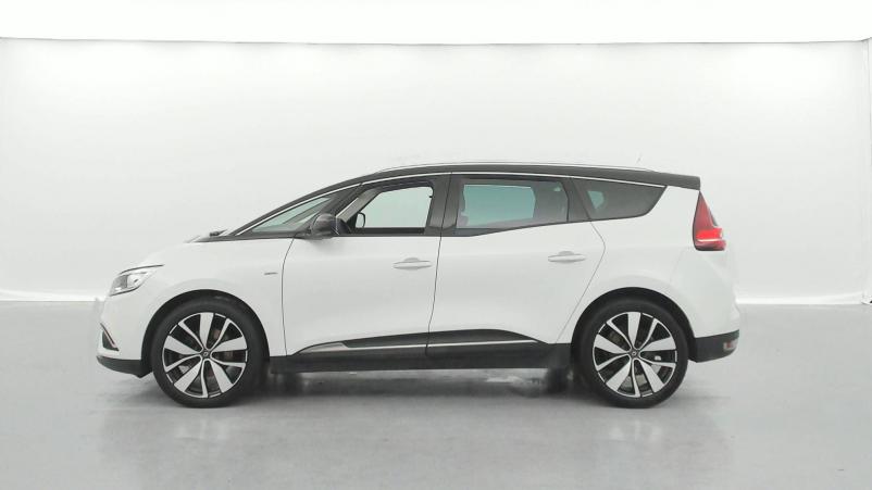 Vente en ligne Renault Grand Scenic 4 Grand Scenic Blue dCi 120 au prix de 21 490 €