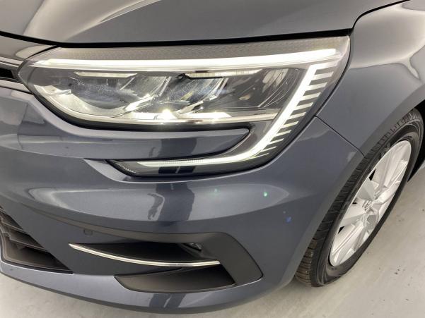 Vente en ligne Renault Megane 4 Mégane IV Berline Blue dCi 115 - 20 au prix de 18 990 €