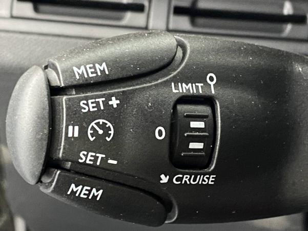 Vente en ligne Peugeot 3008  1.2 Puretech 130ch S&S EAT6 au prix de 23 500 €