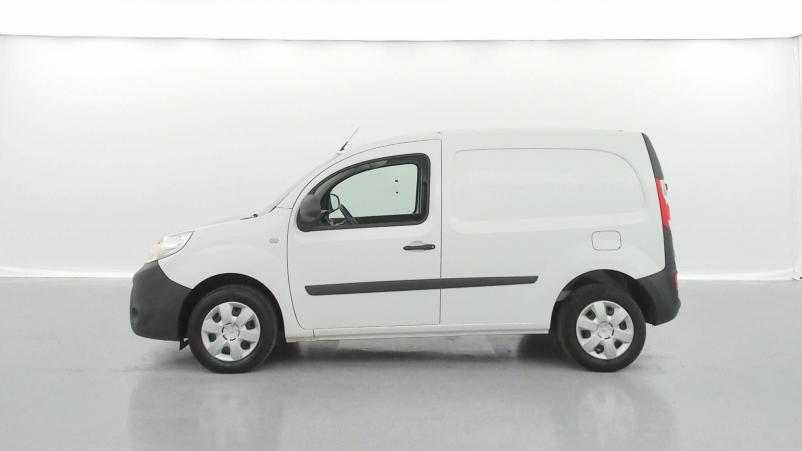 Vente en ligne Renault Kangoo Express  BLUE DCI 80 au prix de 13 990 €