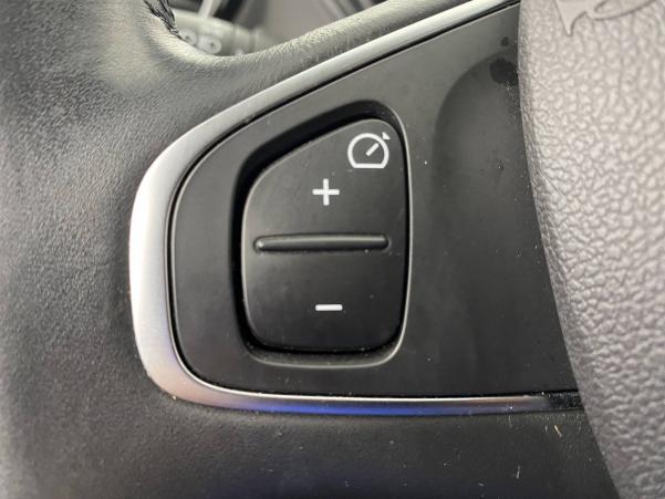 Vente en ligne Renault Captur  dCi 90 EDC au prix de 16 990 €