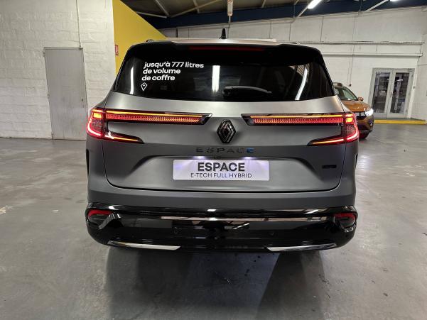 Vente en ligne Renault Nouveau Espace Espace E-Tech hybrid 200 au prix de 47 490 €