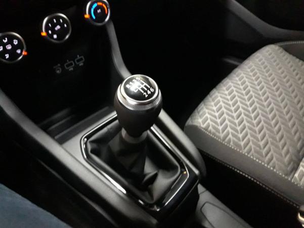 Vente en ligne Renault Clio 5 Clio TCe 100 GPL au prix de 20 490 €