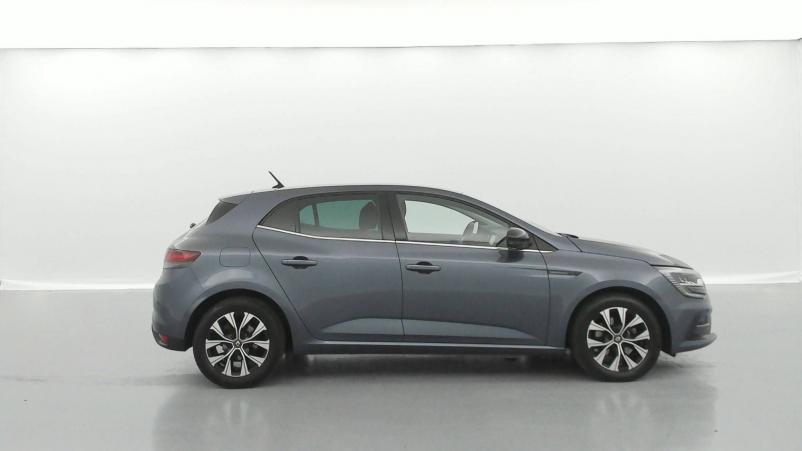 Vente en ligne Renault Megane 4 Mégane IV Berline Blue dCi 115 au prix de 19 390 €