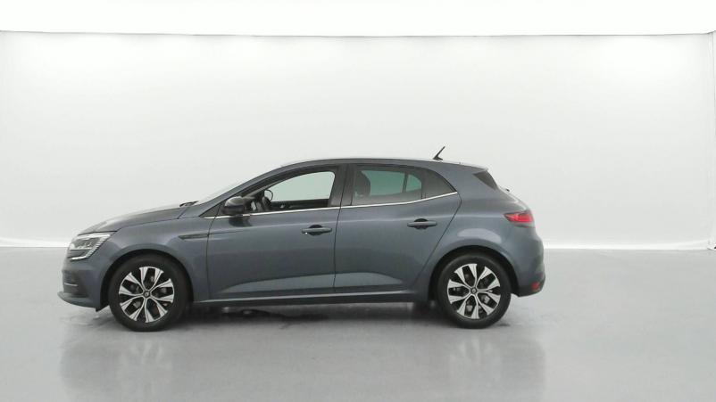 Vente en ligne Renault Megane 4 Mégane IV Berline Blue dCi 115 au prix de 19 390 €