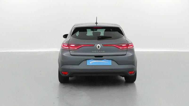 Vente en ligne Renault Megane 4 Mégane IV Berline Blue dCi 115 au prix de 19 390 €