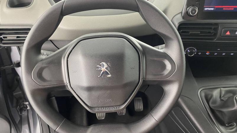 Vente en ligne Peugeot Rifter  Standard BlueHDi 100 S&S BVM6 au prix de 20 700 €