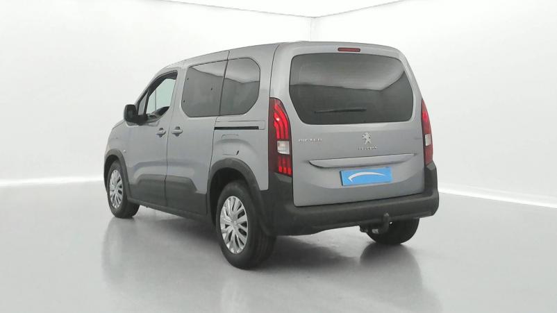 Vente en ligne Peugeot Rifter  Standard BlueHDi 100 S&S BVM6 au prix de 20 700 €