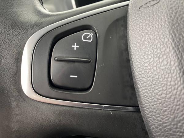 Vente en ligne Renault Captur  dCi 90 au prix de 15 690 €