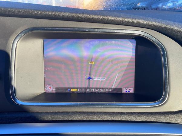 Vente en ligne Volvo V40  D2 120 Geartronic 6 au prix de 18 990 €