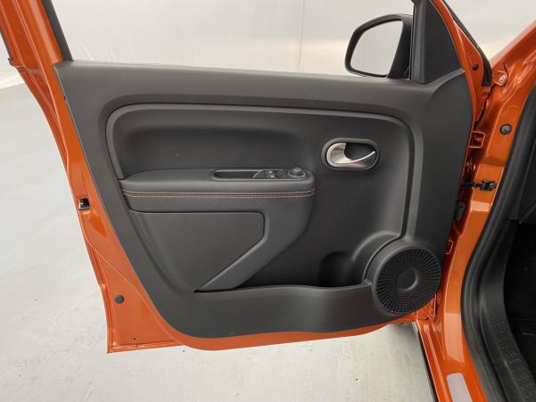 Vente en ligne Renault Twingo 3  0.9 TCe 110 au prix de 13 990 €