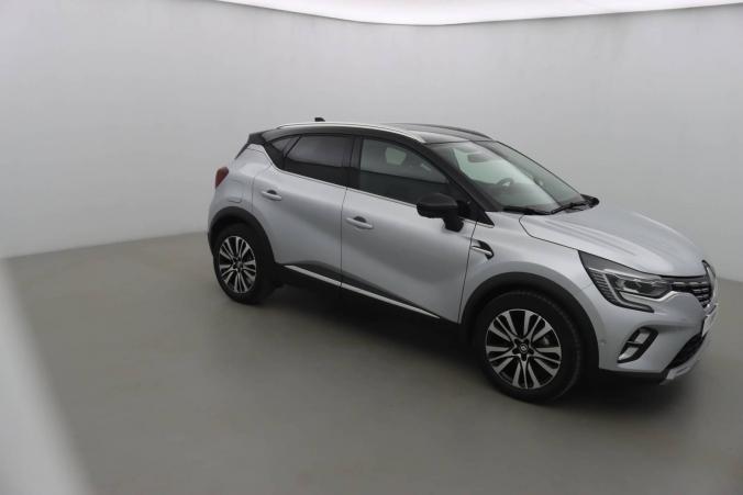 Vente en ligne Renault Captur  mild hybrid 160 EDC au prix de 26 400 €