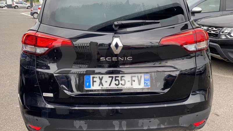 Vente en ligne Renault Scenic 4 Scenic Blue dCi 120 au prix de 22 490 €