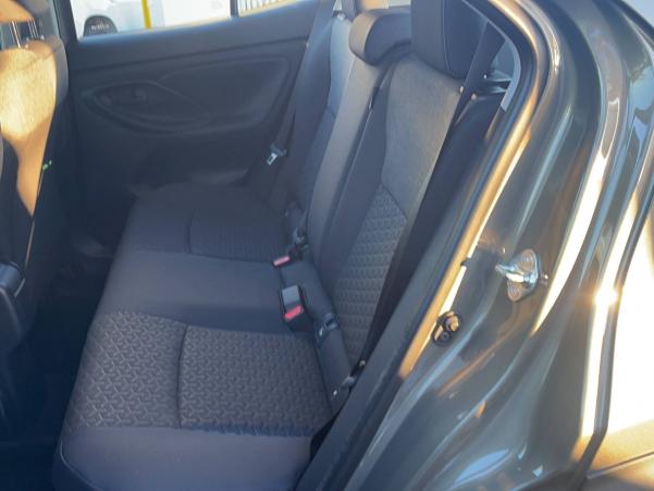 Vente en ligne Toyota Yaris Cross Yaris Cross Hybride 116h 2WD au prix de 28 990 €
