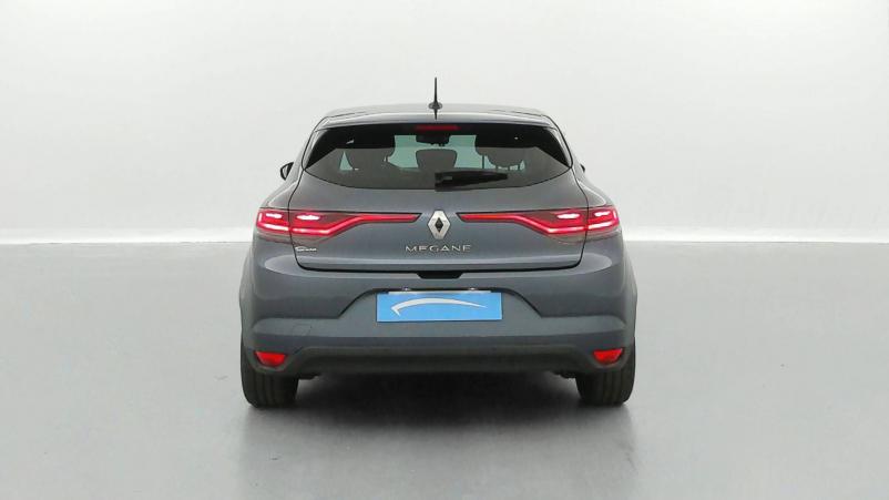 Vente en ligne Renault Megane 4 Mégane IV Berline Blue dCi 115 au prix de 18 300 €