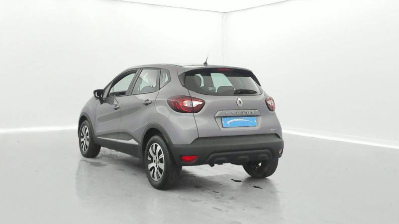 Vente en ligne Renault Captur Captur dCi 90 E6C au prix de 14 990 €