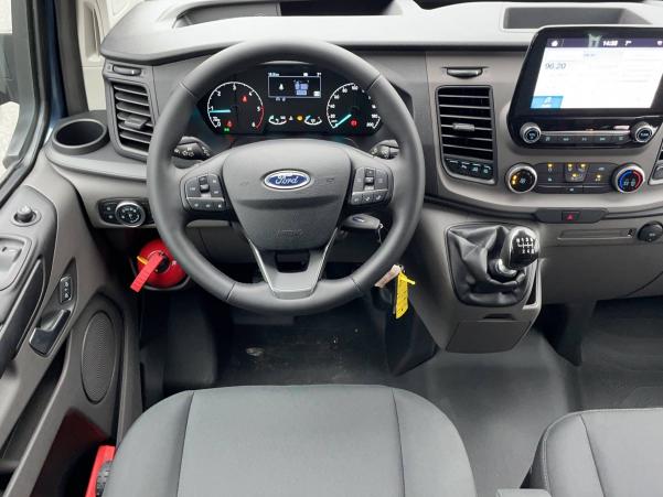 Vente en ligne Ford Transit Custom  300 L2H1 2.0 ECOBLUE 130 au prix de 41 690 €