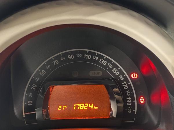 Vente en ligne Renault Twingo 3  TCe 95 au prix de 11 990 €