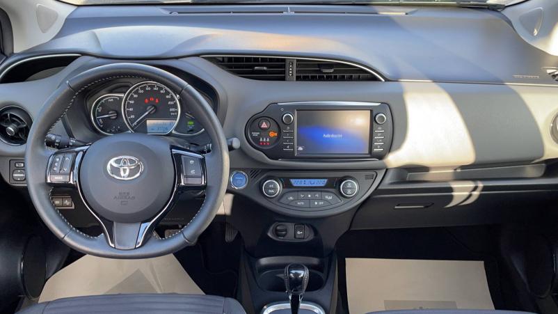 Vente en ligne Toyota Yaris Yaris Hybride Pro 100h au prix de 15 890 €