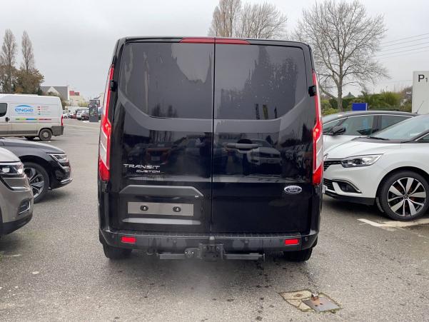Vente en ligne Ford Transit Custom  320 L2H1 2.0 ECOBLUE 130 au prix de 41 990 €
