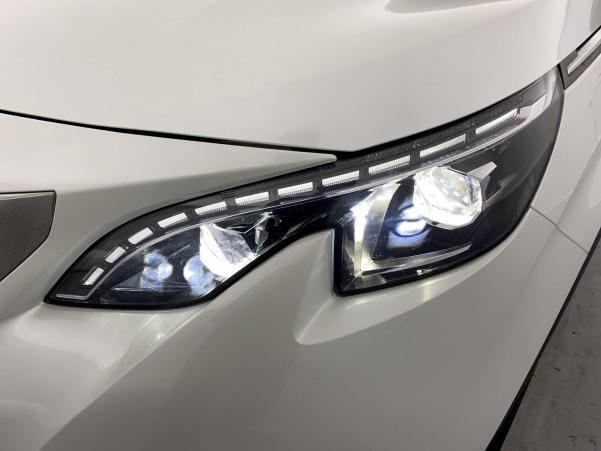 Vente en ligne Peugeot 3008  1.2 Puretech 130ch S&S BVM6 au prix de 21 990 €