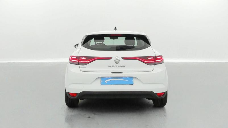 Vente en ligne Renault Megane 4  BLUE DCI 95 au prix de 16 490 €
