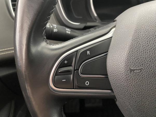 Vente en ligne Renault Scenic 4 Scenic Blue dCi 120 au prix de 13 990 €