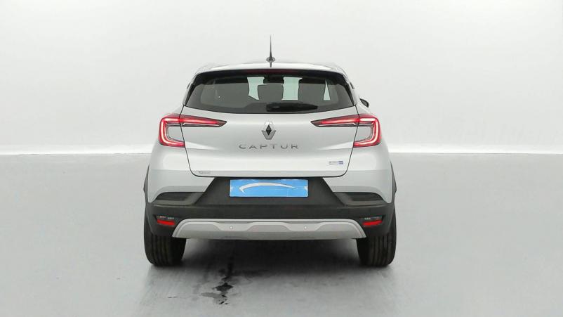 Vente en ligne Renault Captur  E-Tech 145 - 21 au prix de 24 490 €