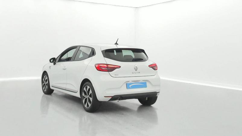 Vente en ligne Renault Clio 5 Clio TCe 90 - 21N au prix de 16 990 €