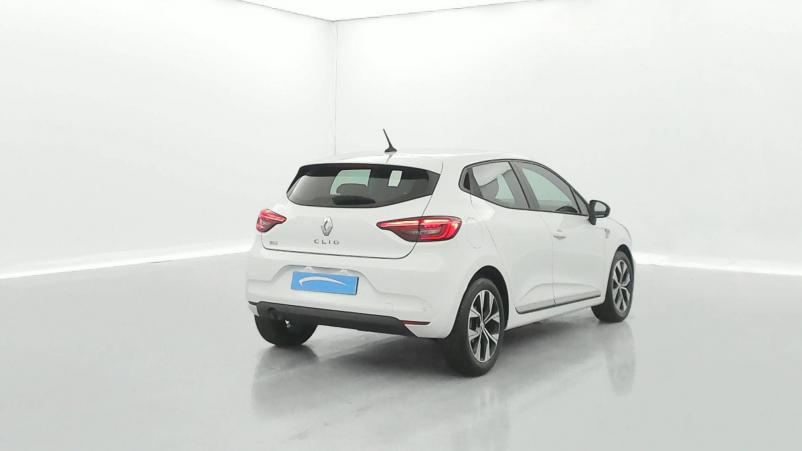 Vente en ligne Renault Clio 5 Clio TCe 90 - 21N au prix de 16 990 €