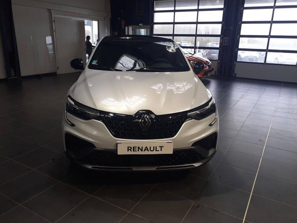 Vente en ligne Renault Arkana  E-Tech 145 - 23 au prix de 37 990 €