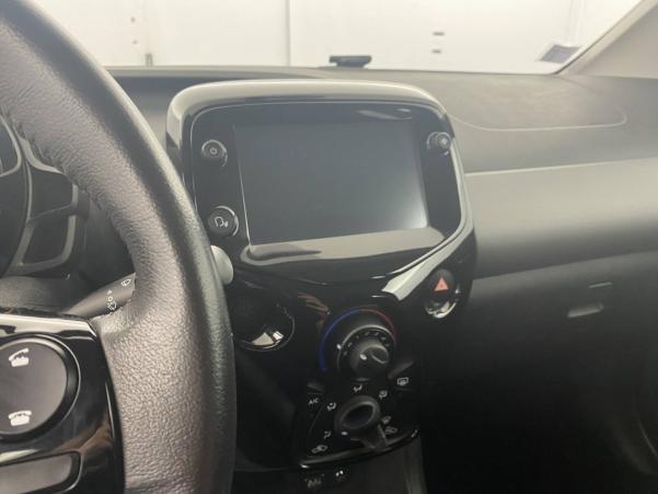 Vente en ligne Peugeot 108  VTi 72ch BVM5 au prix de 11 990 €