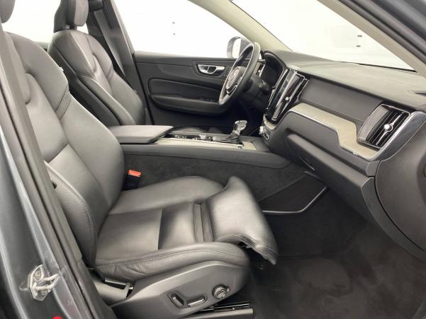 Vente en ligne Volvo XC60  D4 AdBlue 190 ch Geartronic 8 au prix de 37 990 €